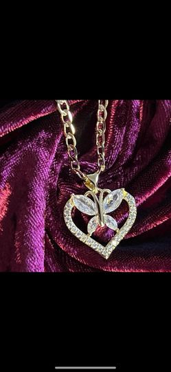 Valentines Day Heart Necklace