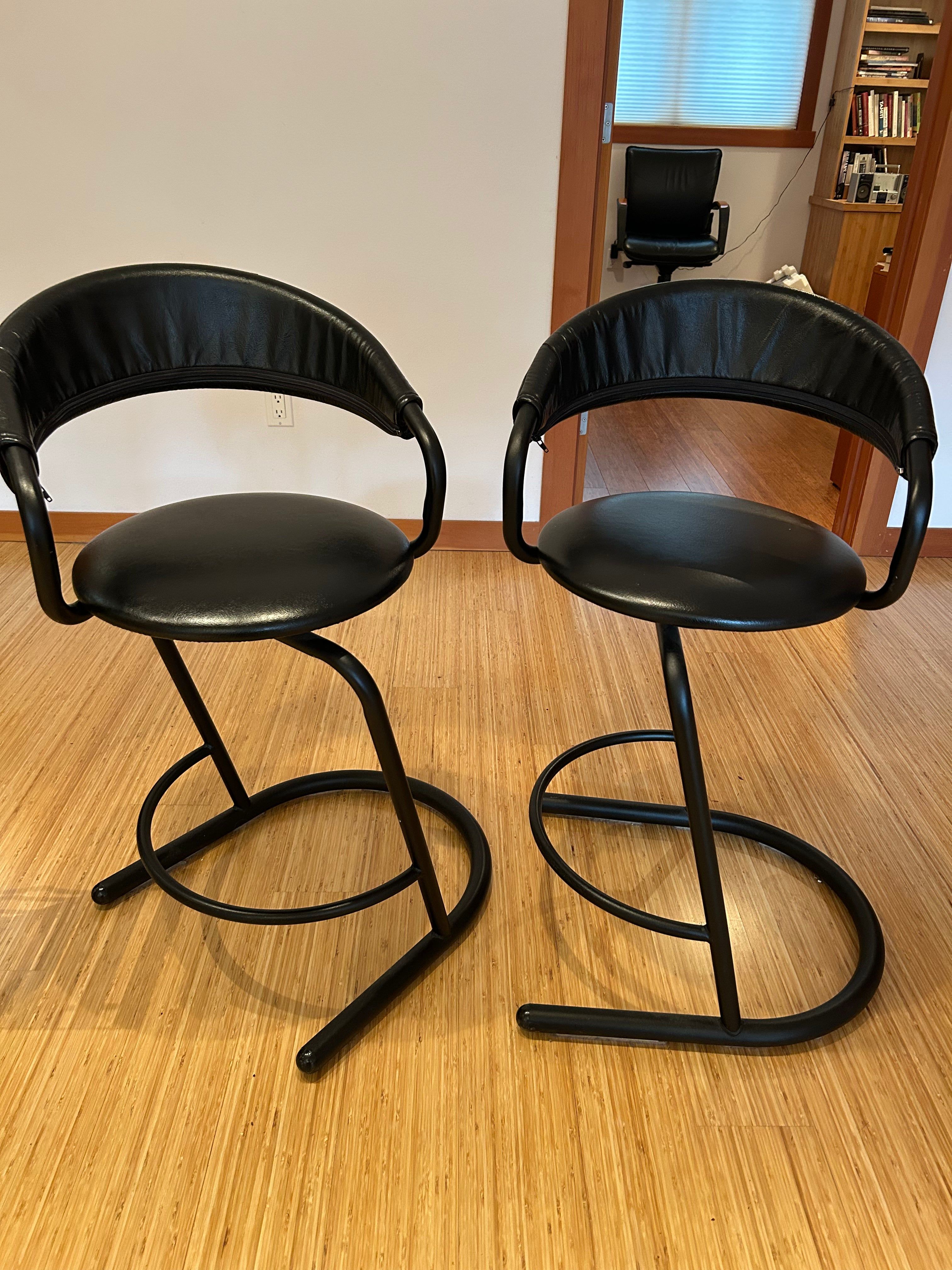 Black Swivel Bar Stool