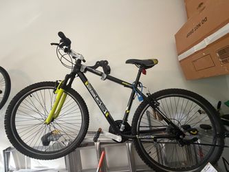 Genesis  Mountain Bike Men 29 Inch Incline, Black/Yellow