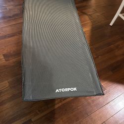 Atorpok Cot
