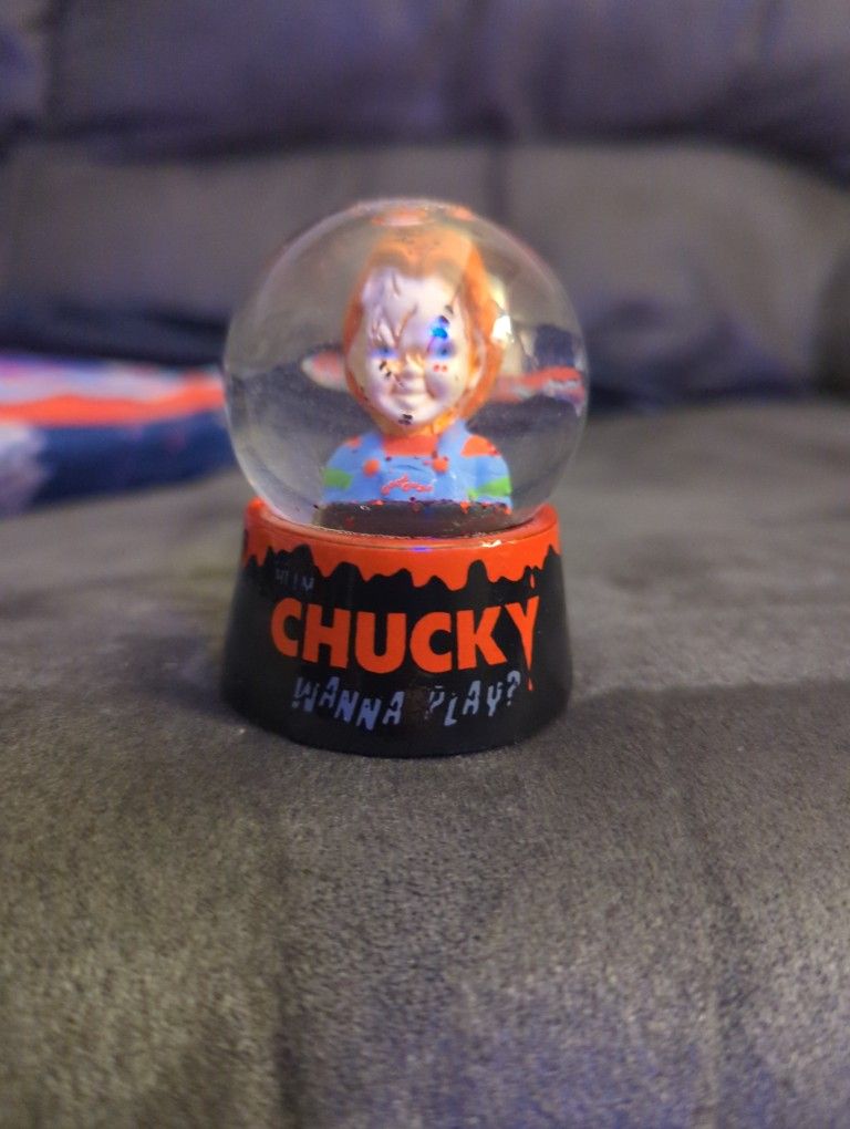 Chucky (Childs Play) Mini Snow Globe