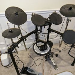 Roland TD-04 Electronic Drum set 