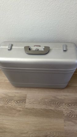 Vintage MCM Halliburton Aluminum Case