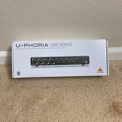 Behringer U-PHORIA UMC404HD USB 2.0 Audio/MIDI Interface with Power Cord V26