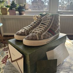 Gucci Tennis 1977 Canvas High Top  (Beige GG print) 