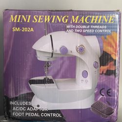 Mini Sewing Machine 