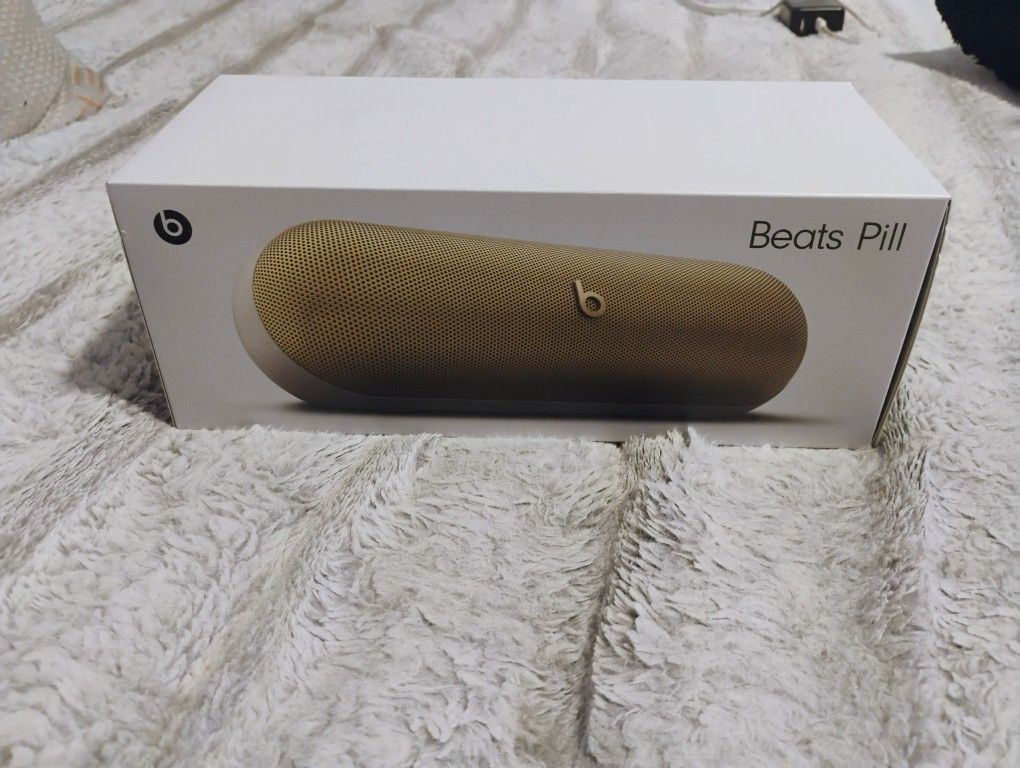  Beats Pill  Bluetooth Speaker 