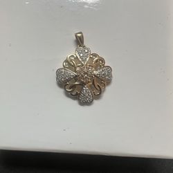 Pave Flower Pendant 10k