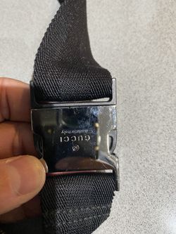 Lack Gucci fanny pack