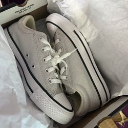 Silver Women’s Converse
