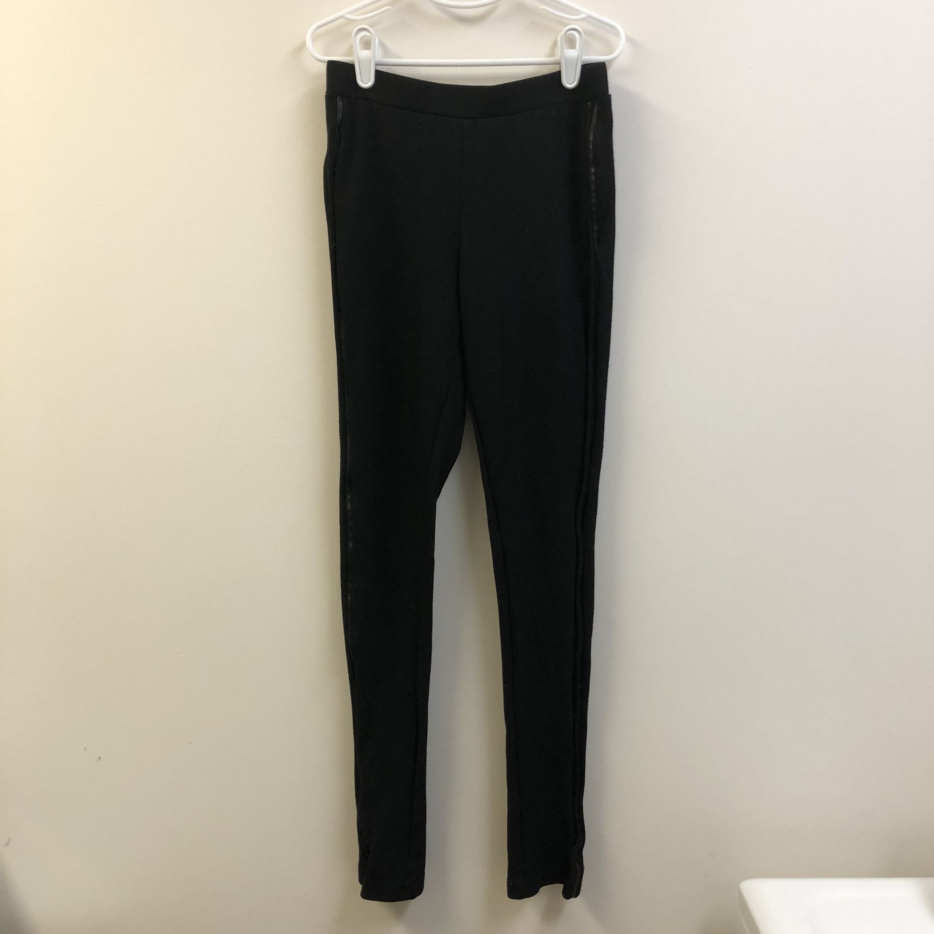 Michael Kors XS Black Leggings w/ Leather Detail