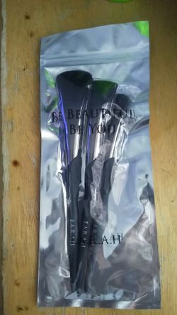 Farah Makeup Brushes