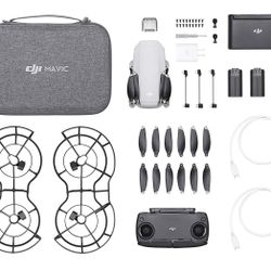 DJI Mavic Mini Fly More Combo Drone Quadcopter (Renewed)