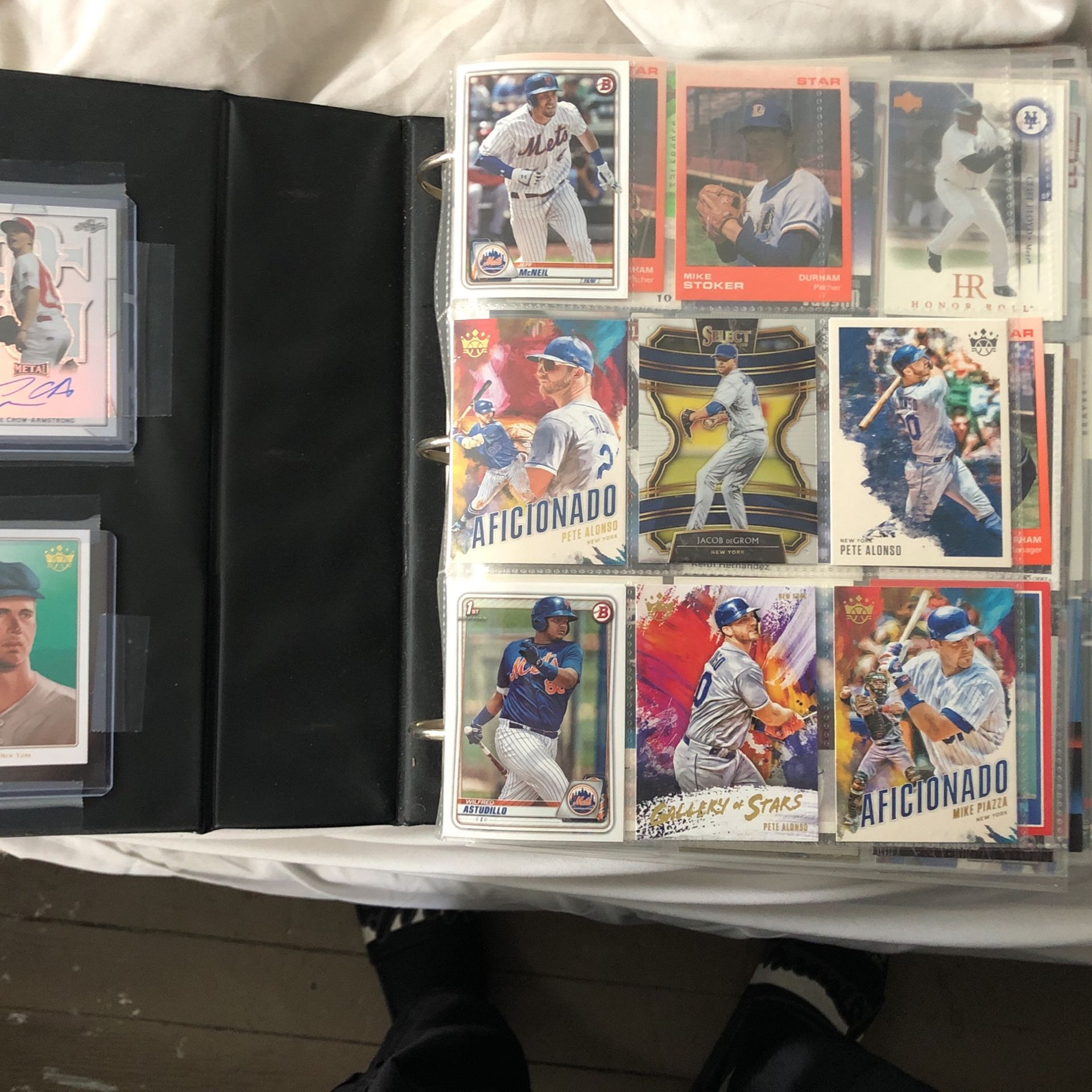 Assorted Baseball Cards