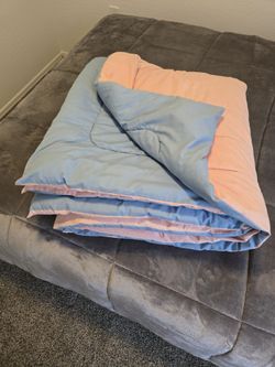 Reversible Queen Size Comforter