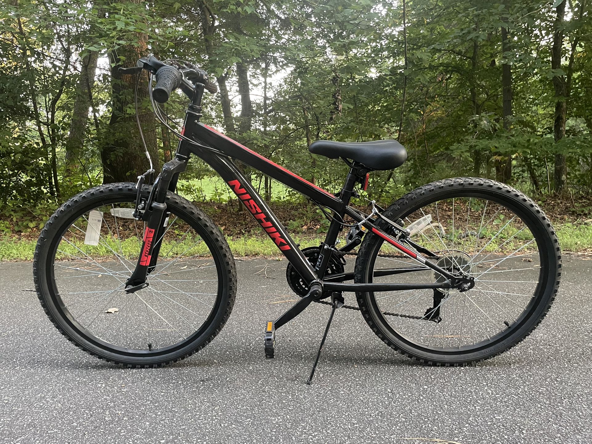 Kids Nishiki Pueblo 24 bike look at description for details used like new.