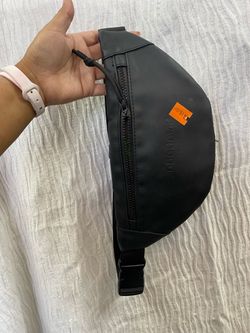 Duchamp London Black Fanny pack