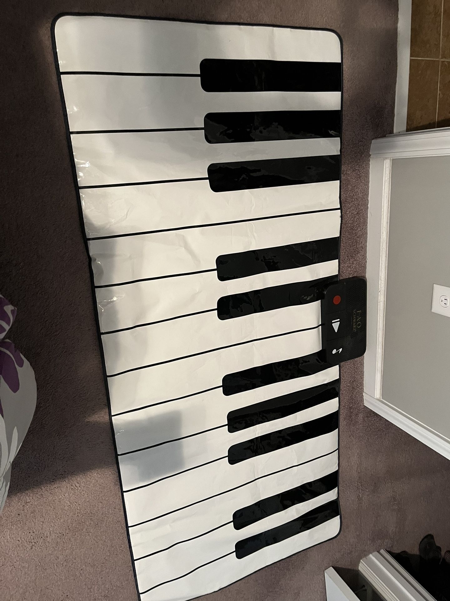 Swartz Step On Piano Pad