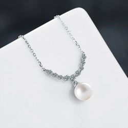 Pearl and Crystal Silver Chain Necklace