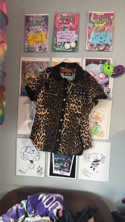 killstar size XL leopard print top