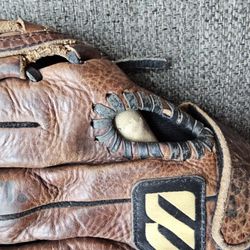 Mizuno Glove 