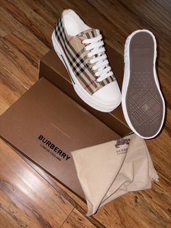 Burberry Shoes 