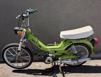 1980 Puch Maxi moped