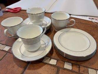 Lenox Opal Innocence Bone China