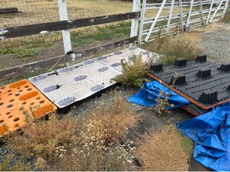 Free plastic pallets
