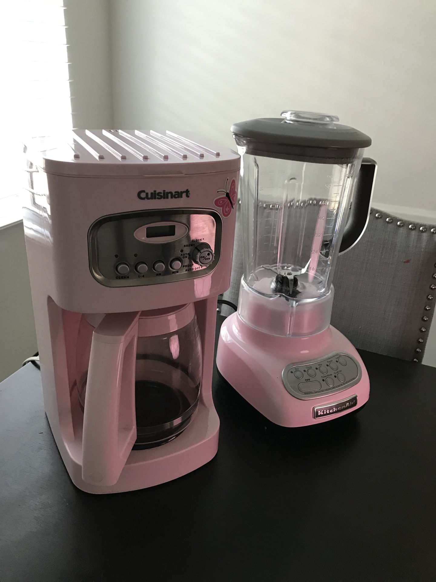 Pink 4 Cup Coffee maker *So Cute!* for Sale in Menifee, CA - OfferUp