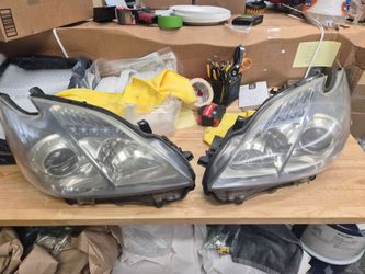 2010 -2014 Toyota prius headlight a