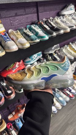 Nike Air VaporMax Plus Sneaker “creamsicle”