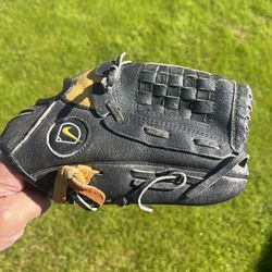 Youth Baseball Glove