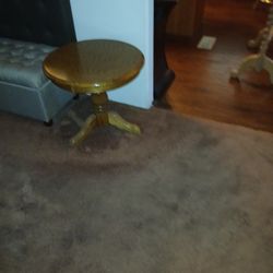 Round Oak End Table