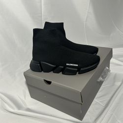 Balenciaga ST 2.0 Black