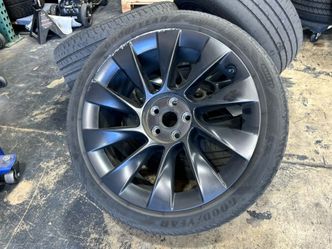 20" OEM TESLA MODEL Y INDUCTION RIMS AND BALD TIRES 255/40/20