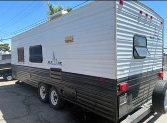 Mallard tow along 5 sleeper trailer/camper