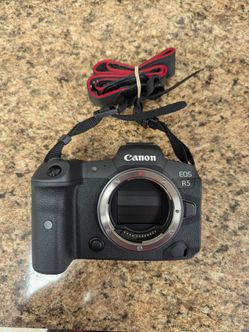 CANON M:DS126836 DIGITAL CAMERA