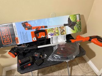 Black+Decker - 40V MAX Cordless Battery Power String Trimmer Kit with (1) 1.5Ah Battery & Charger