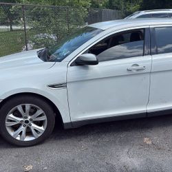2012 Ford Taurus