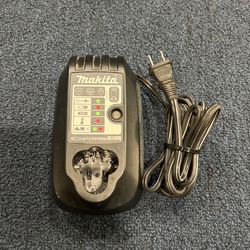 Makita Charger