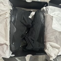 Jordan 4 Black Cats 
