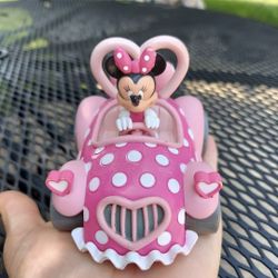 MINI MOUSE  CAR $5