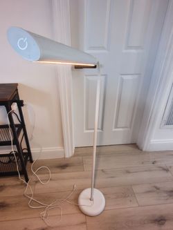 Lamp - touch sensitive dimming