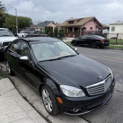 2009 Mercedes Benz C300 Clean Title 113,009 Miles 