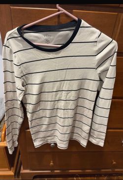 Woman’s J.Crew tee