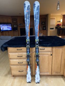 Salomon Scrambler 7 Pilot Skis (175cm) with Salomon S711 Bindings