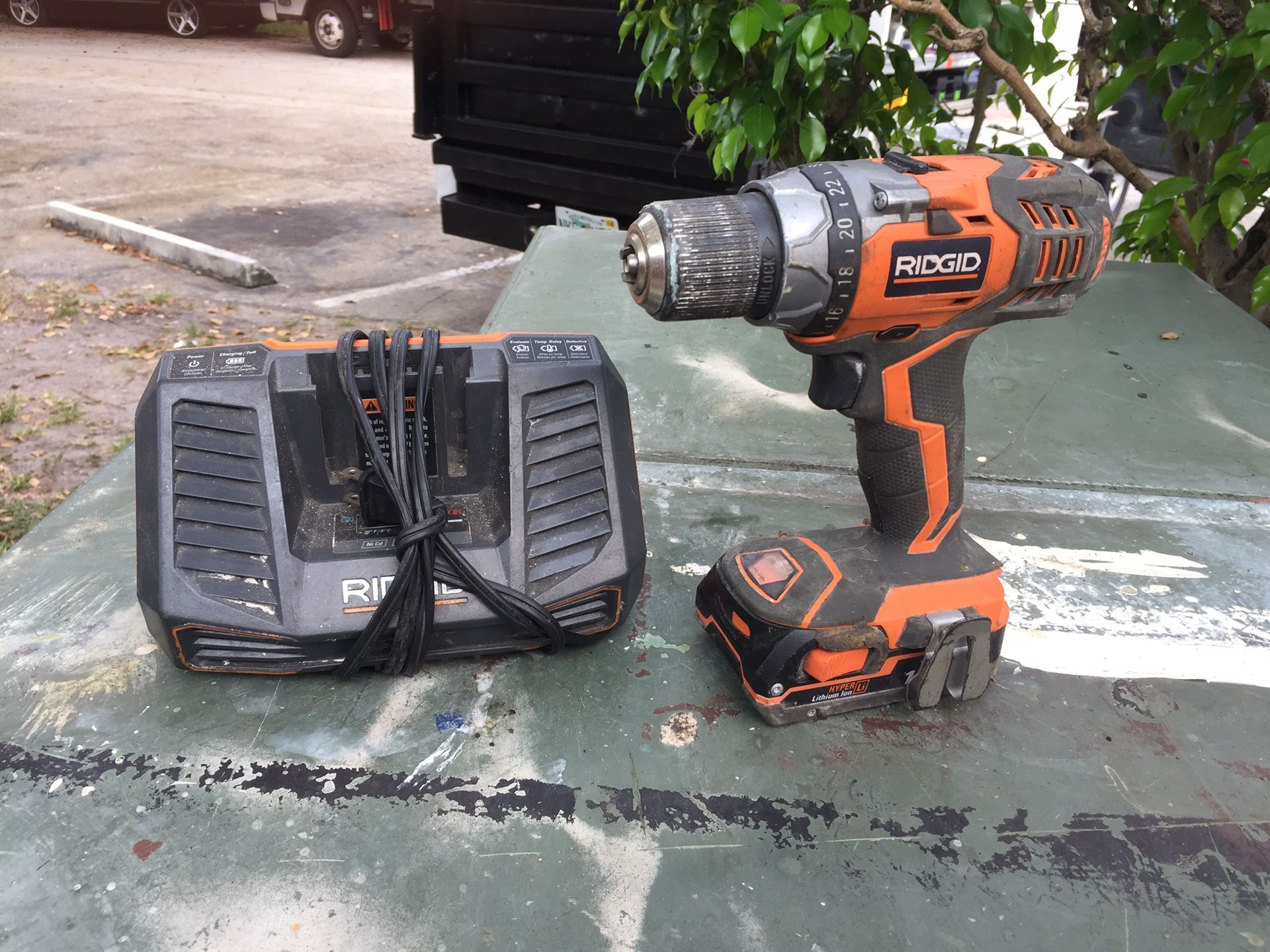Rigid Drill w/battery and Rigid Battery Charger