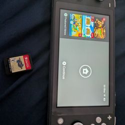 Switch Lite With Game And Memory Card 