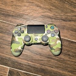 PS4 controller 